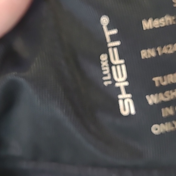 SHEFIT Black Women's 1 Luxe Adjustable Bra - Picture 9 of 10